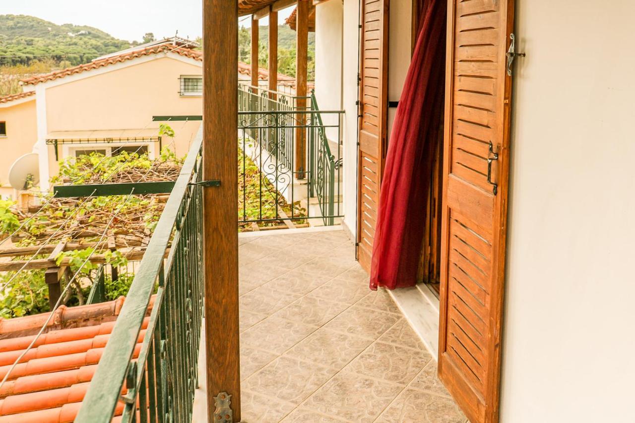 Sunset Studios & Apartments Κουκουναριές Εξωτερικό φωτογραφία