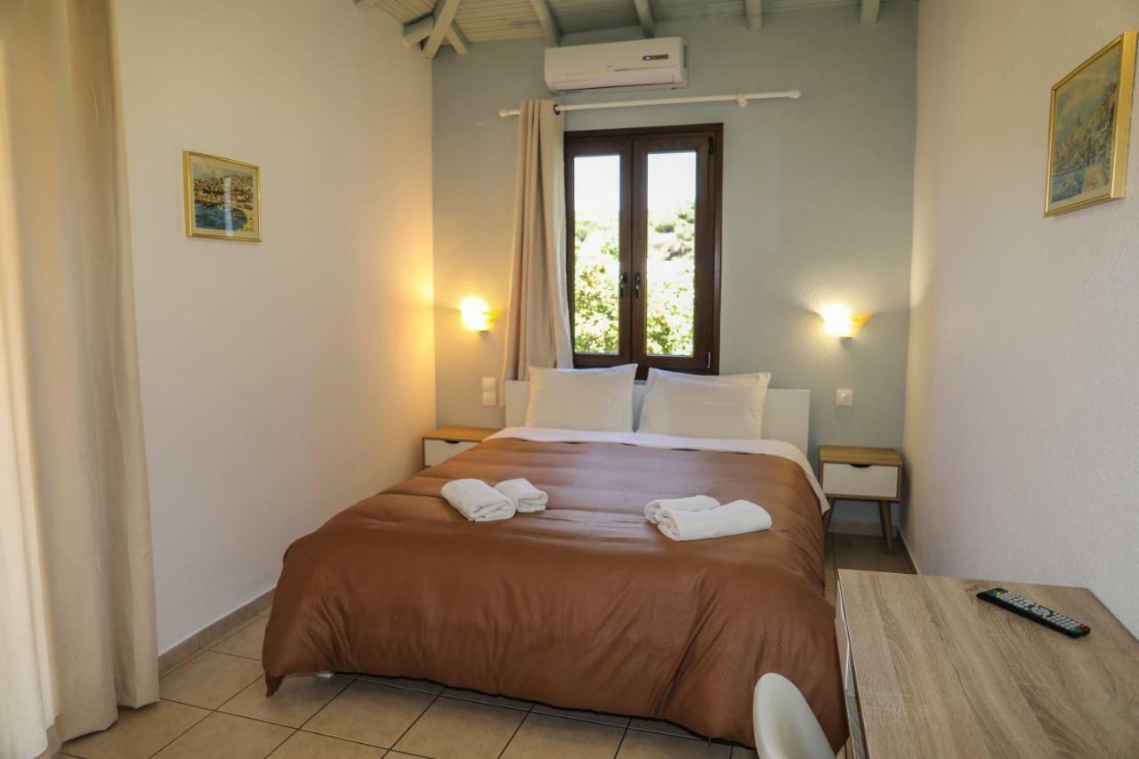 Sunset Studios & Apartments Κουκουναριές Εξωτερικό φωτογραφία